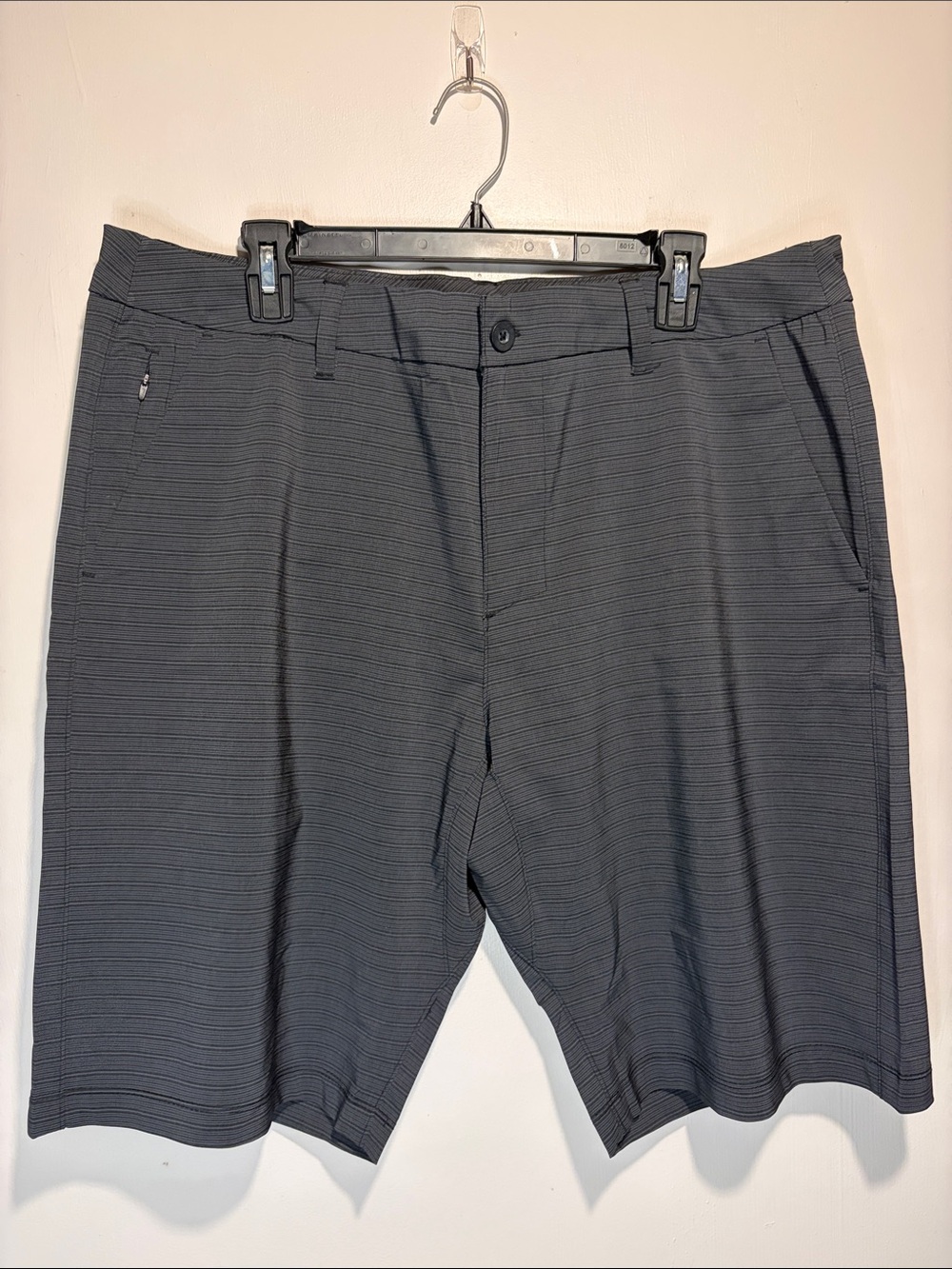Hang Ten Men's Hybrid Board Shorts Size 38 Gray Striped 11" Inseam Surf Casual